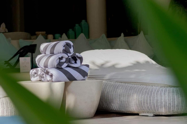 Others 2, Berawa -Ocean View 5 Bed, Walk to Beach, Sleeps 10, Badung