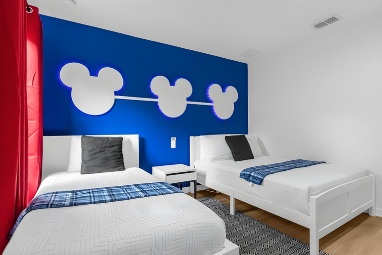 Bedroom 2, Bedroom 2.5 Bathroom Encantada 3054YL, Osceola