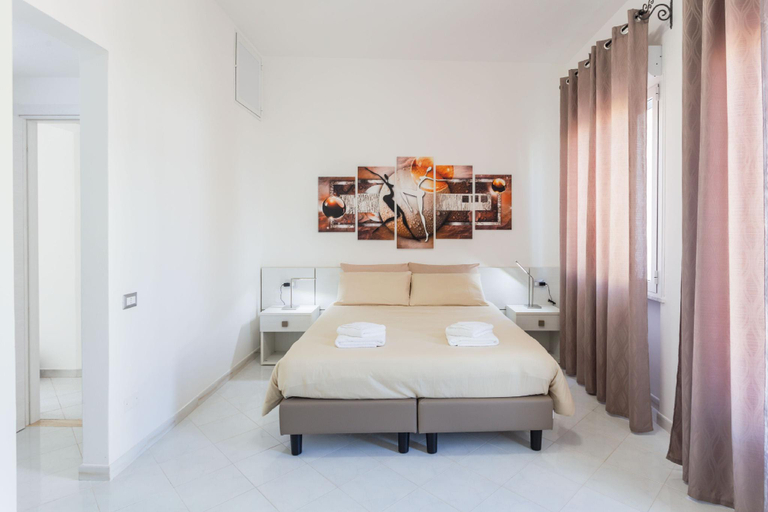 Bedroom 2, Nùe Rooms, Cagliari