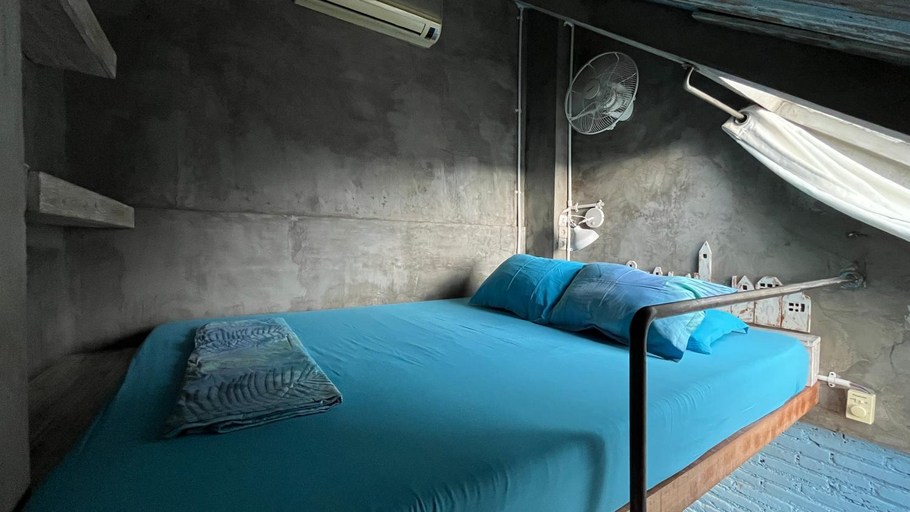 Bedroom 3, Shelter Hostel Malang, Malang