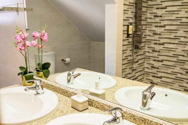 Bathroom, Casa do Rio, Peso da Régua