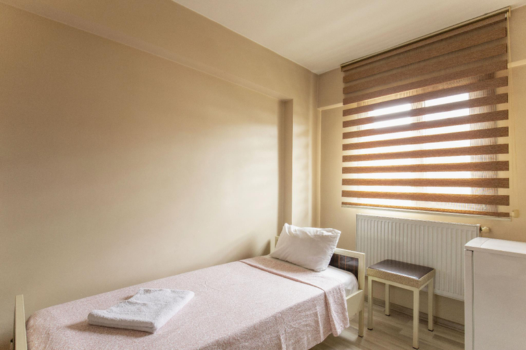 Bedroom 3, Beyoglu Huzur Hotel, Beyoğlu