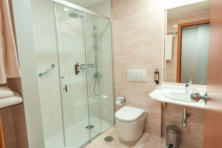 Bathroom 4, Hotel Monte Rozas, Madrid