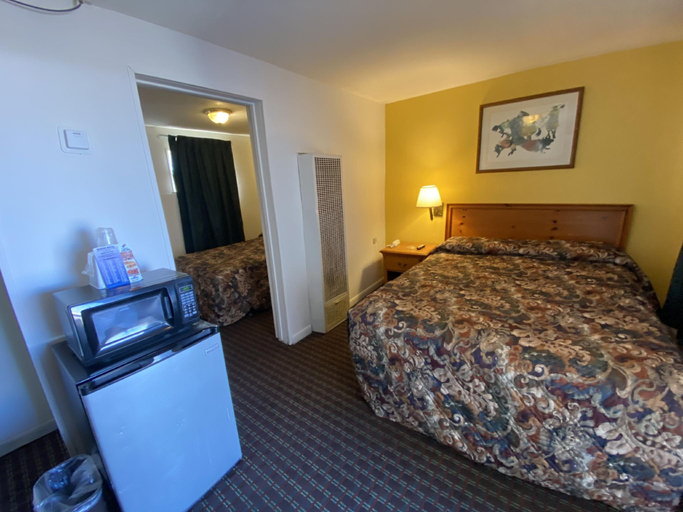 Bedroom 2, RANGER MOTEL, Laramie