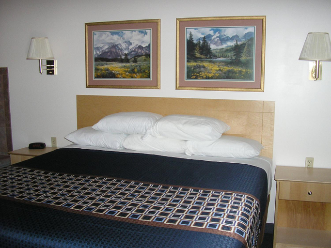 Bedroom, Mecca Motel, El Paso