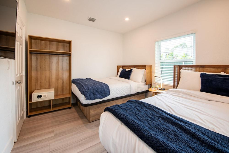 Bedroom 4, The Lauderdale Boutique Hotel, Broward