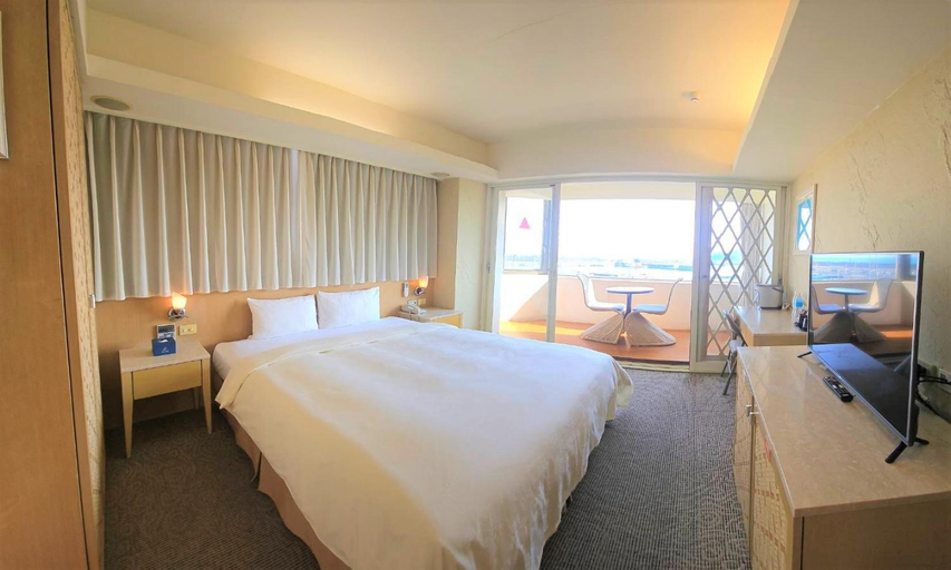 Bedroom 4, Blue Ocean Hotel, Keelung