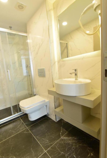 Bathroom 5, Serai Hotel, Fatih