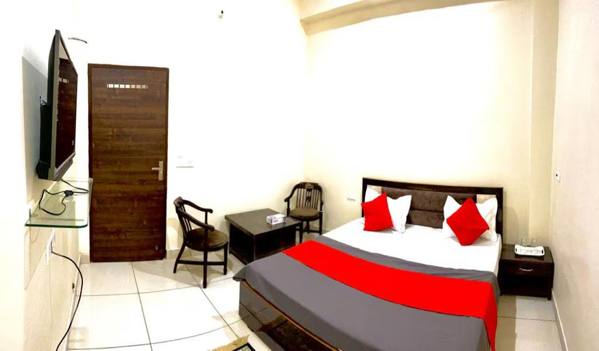 Bedroom, Saras Panipat Haryana, Panipat