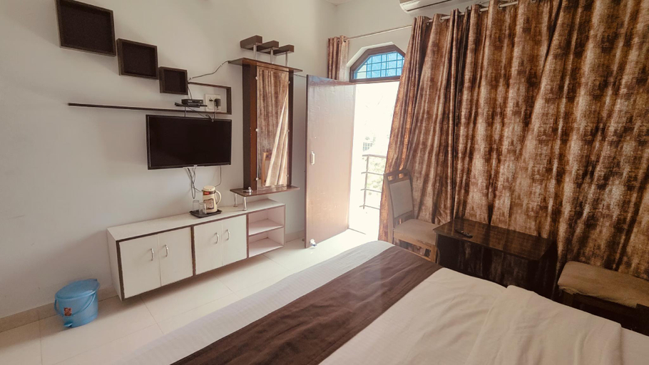 Bedroom 2, Hotel Govind Bhanadhar Rudraprayag Uttarakhand, Garhwal