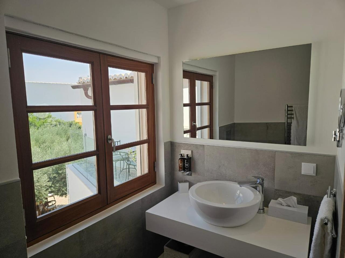 Bathroom 4, Eleven, Boutique luxury house & garden, Loulé