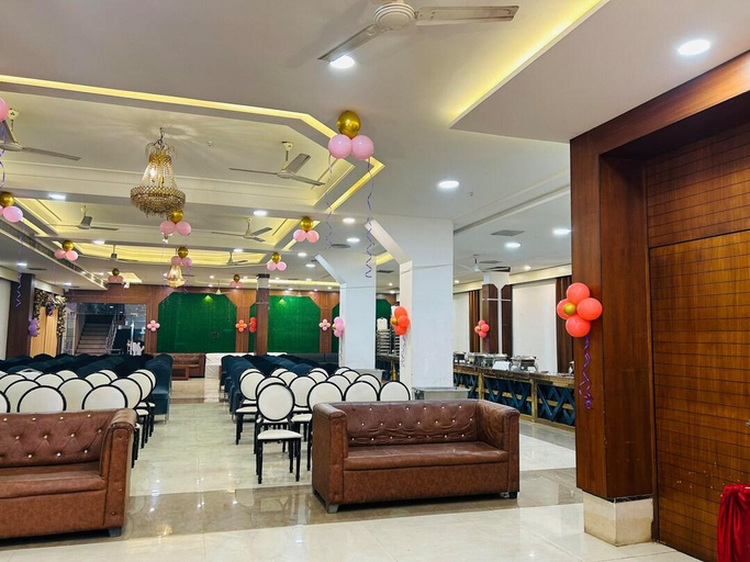 Others 4, Krishnam Resort, Jabalpur