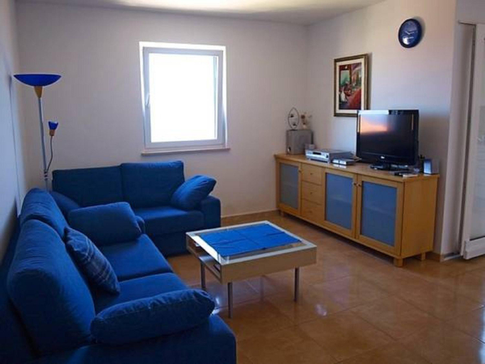 Others 5, Molo Lozna Apartments, Postira