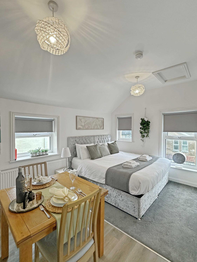 Bedroom 2, Granada Apartments at Pleasure Beach, Blackpool