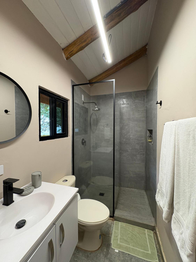 Bathroom 4, Cabanas Time Out, Soná