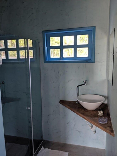 Bathroom 2, Mangabeira Logde, Cairu