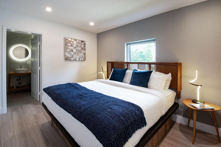 Bedroom 4, The Lauderdale Boutique Hotel, Broward