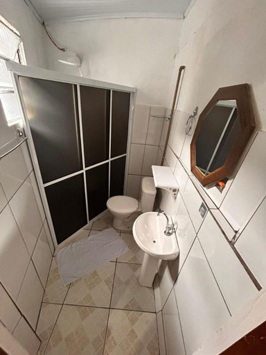 Bathroom 5, Pousada Akuto's, Aparecida