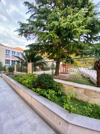 Playground 4, Apartments Grozdana, Gradac