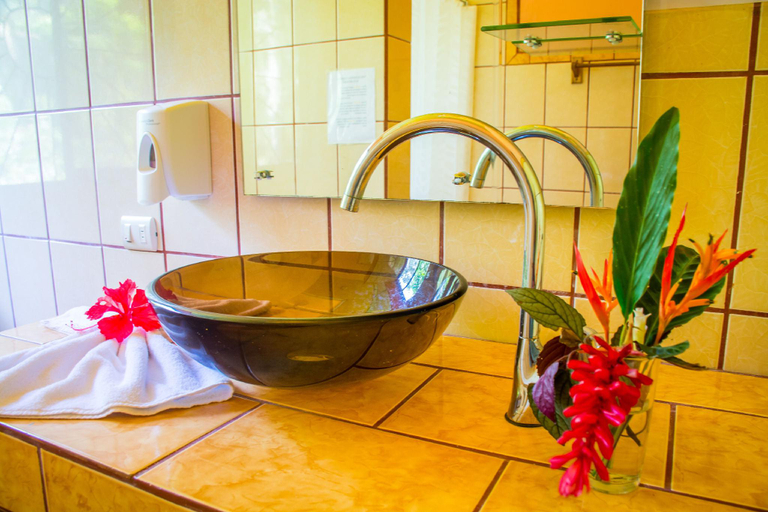Bathroom, The Goddess Garden Eco-Resort, Talamanca