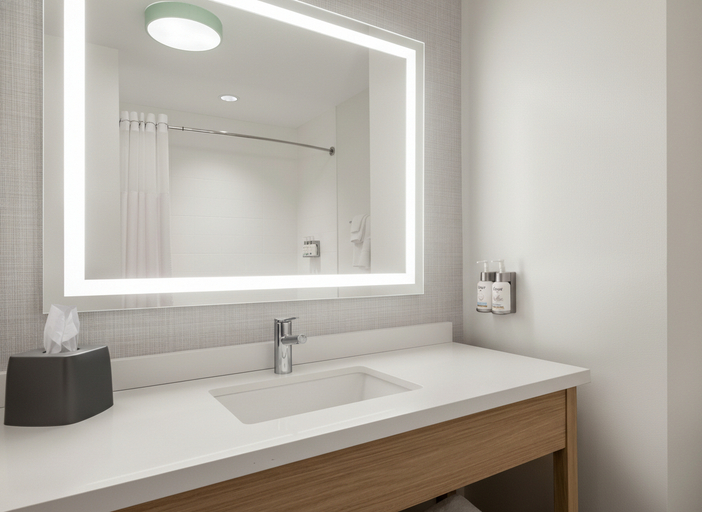 Bathroom 2, Garner Hotel LINCOLN by IHG, Lincolnshire