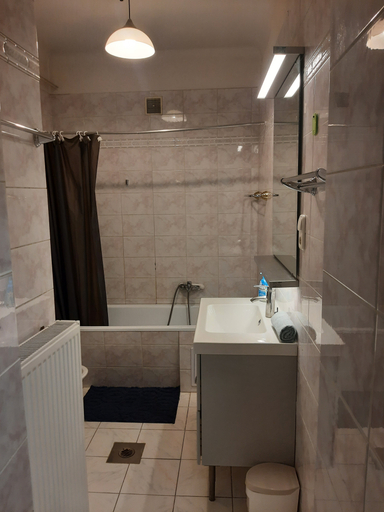 Bathroom 4, Budapest Panorama Apartment, Budapesti