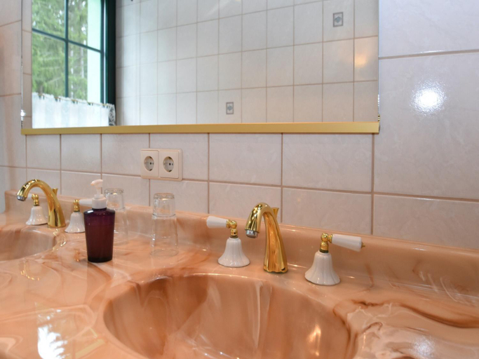 Bathroom 4, Haven with Private Terrace, Vogtlandkreis