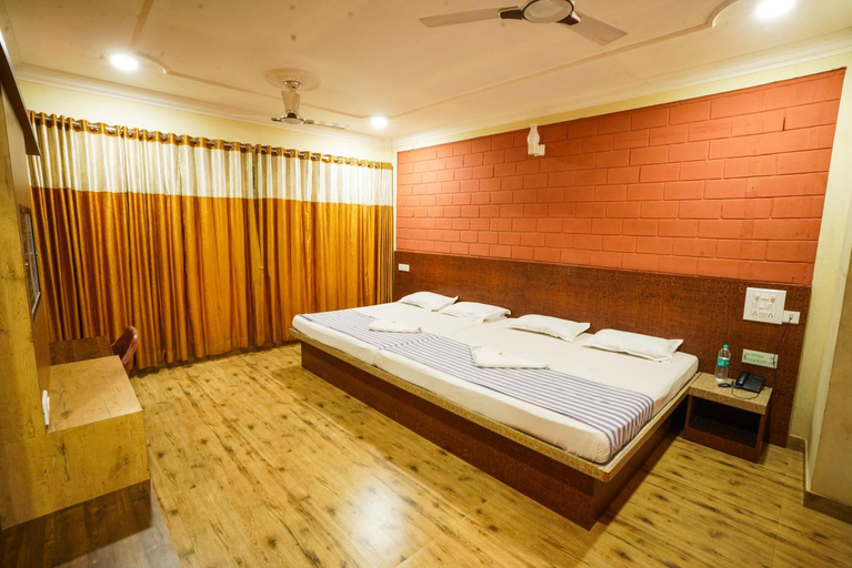 2, PARIJATHA INN, Dakshina Kannada