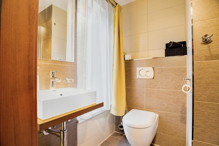 Bathroom 5, Vila Vlci Hora, Děčín