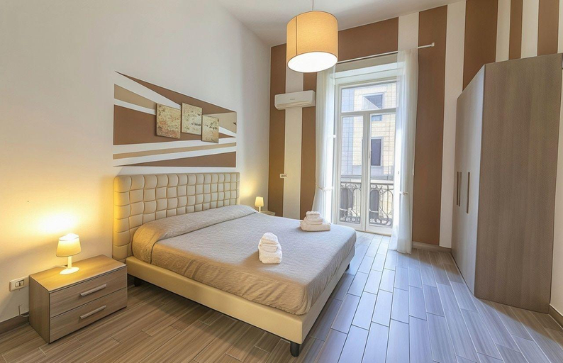 Bedroom 5, Be Italian Flat Duomo 319, Napoli