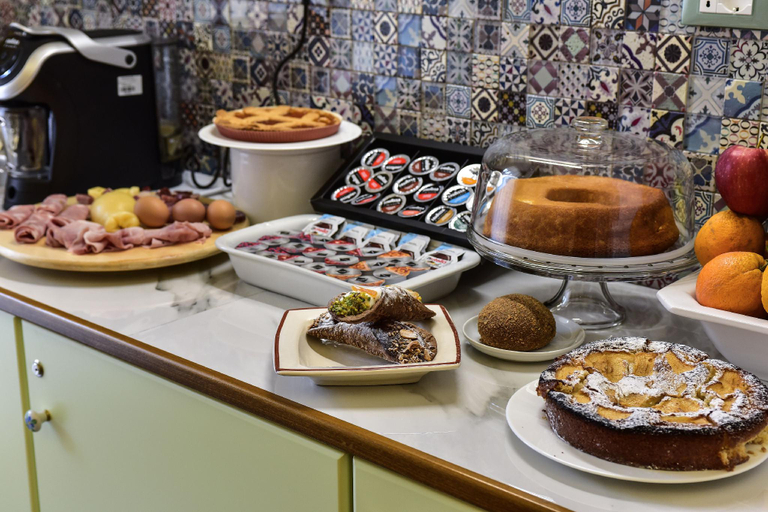 Food & Drinks 5, Palazzo degli Affreschi, Catania