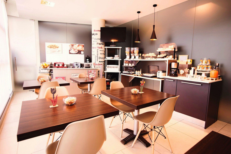 Food & Drinks 5, Star Hotel Airport Verona, Verona