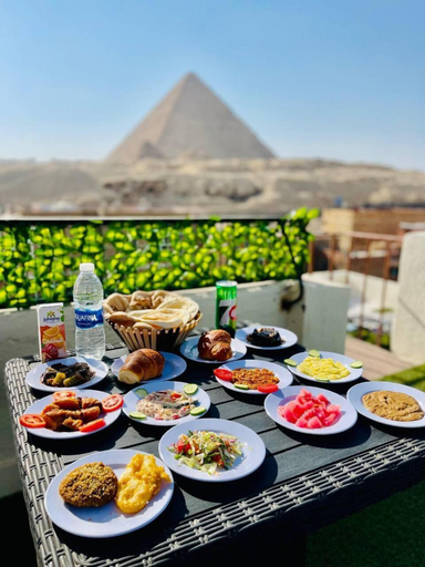 Food & Drinks 5, Solima pyramids, Unorganized in Al Jizah