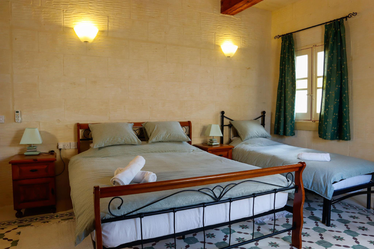 Bedroom 3, Rosehill B&B