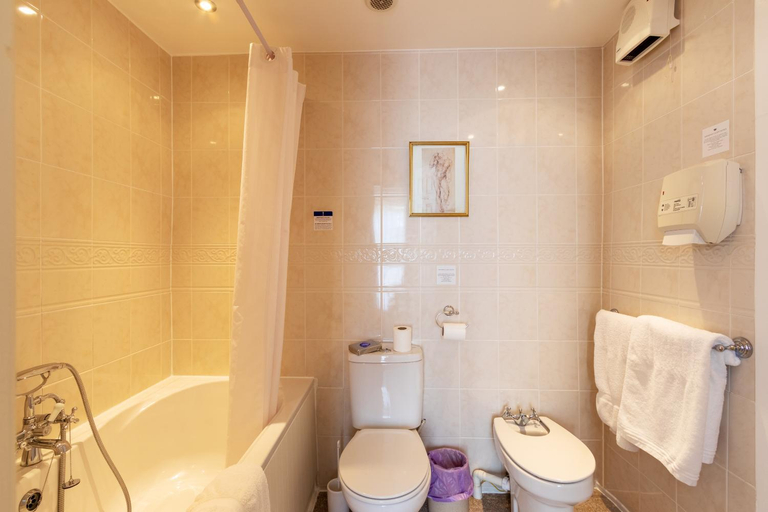 Bathroom 3, ヒューバート ハウス ゲストハウス, Kent