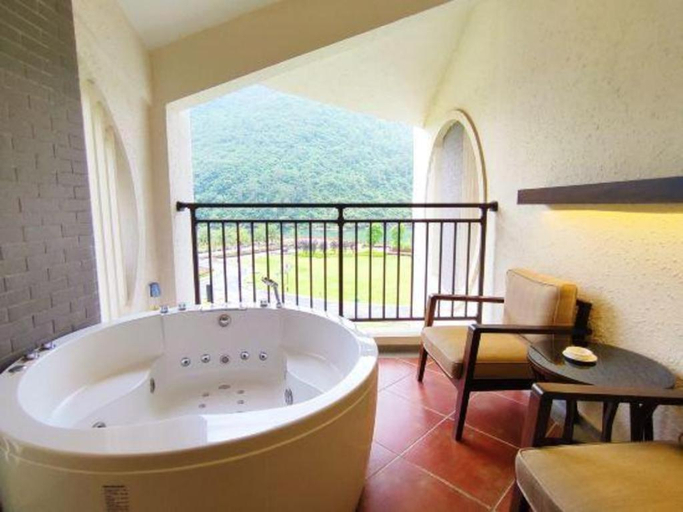 Bathroom 5, LN Dongfang Hot Spring Resort, Shaoguan