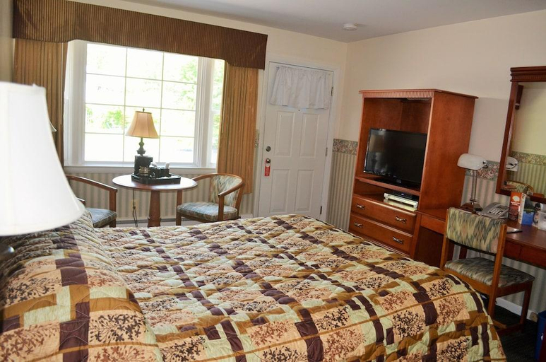 Bedroom 3, Maple Terrace, Berkshire