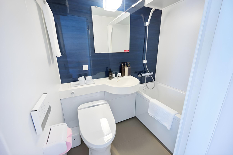 Bathroom 4, Hotel Peace Island Naha, Naha