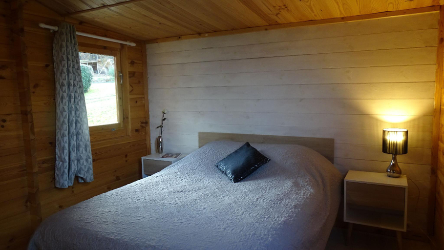 Bedroom 3, Les gites de Petrocoriis, Dordogne