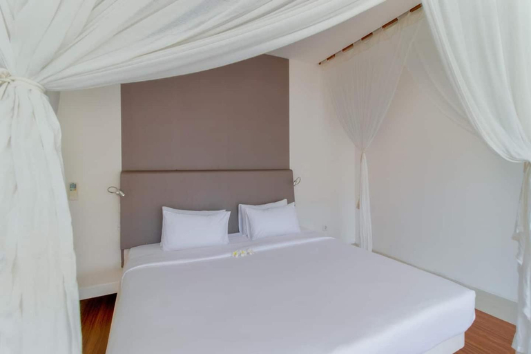 Others 3, Berawa -Ocean View 5 Bed, Walk to Beach, Sleeps 10, Badung