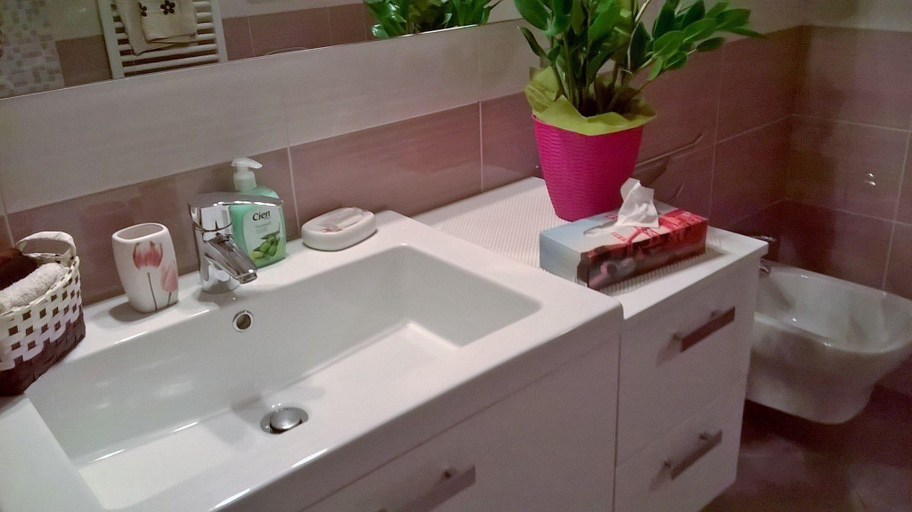 Bathroom 2, B&B Peschi in Fiore, Verona