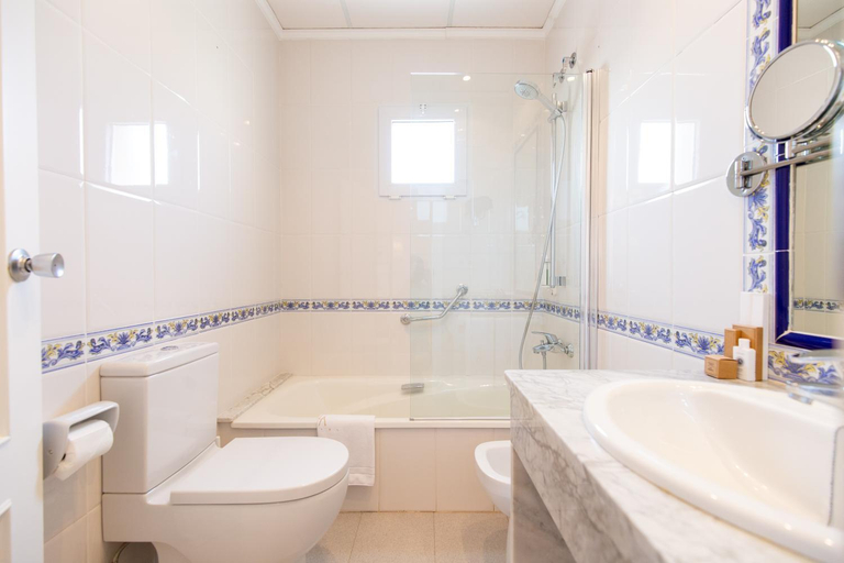Bathroom 5, Hotel Los Angeles Denia, Alicante