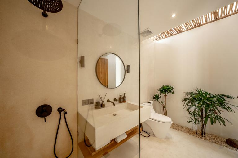 Bathroom 3, 7Seas Bingin, Badung