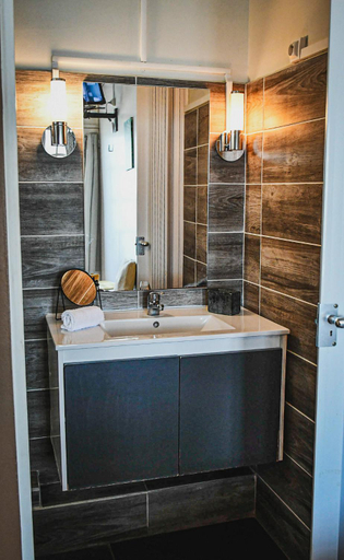 Bathroom, Hotel Oasis, La Désirade