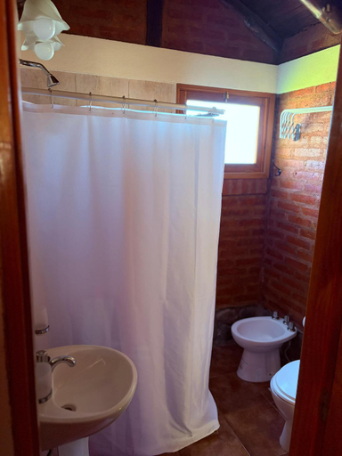 Bathroom 3, Cabanas Atrapasuenos, Futaleufú