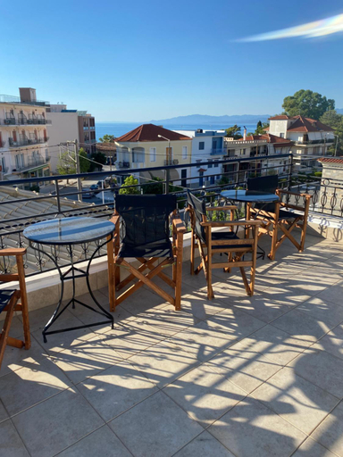 Food & Drinks, Artelie apartment, Peloponnese