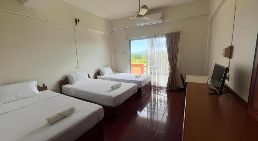Bedroom 3, Rawanda Resort Hotel, Muang Lop Buri