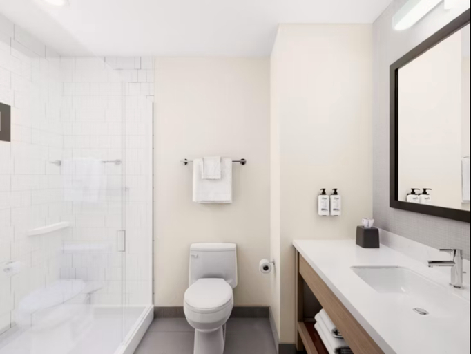 Bathroom 4, Garner Hotel PROVO SOUTH by IHG, Utah