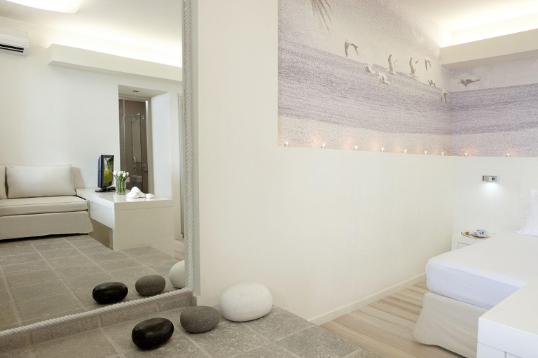 Bedroom 3, Skyros Ammos Hotel, Central Greece