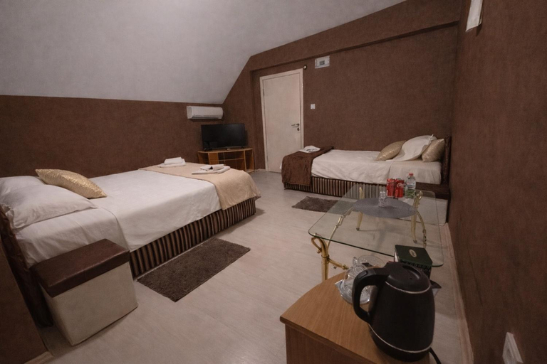 Bedroom 2, Hotel Kamelia, Varna